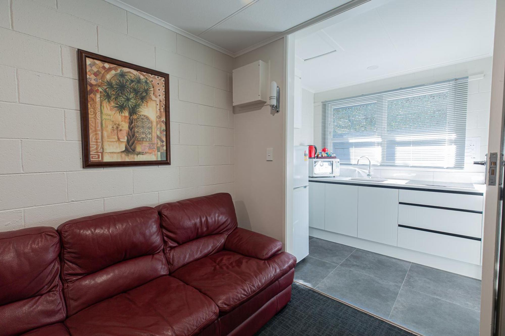 Lake Breeze Motel Taupo Exterior photo